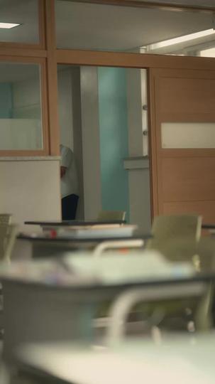 My Ex-Husband is 18 Episode 8