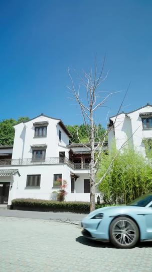 Lies Worn as Love Episode 11