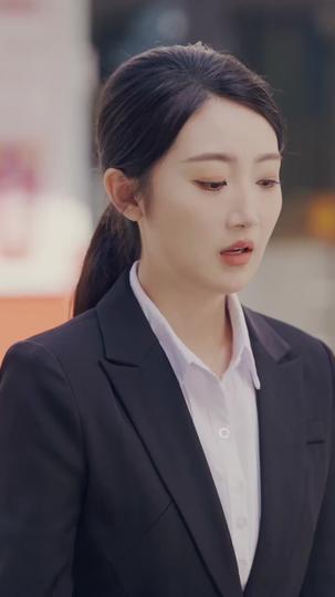 Above the Thorns, She Rises Episode 5