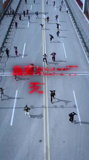 Pahlawan di Tengah Kiamat Episode 9