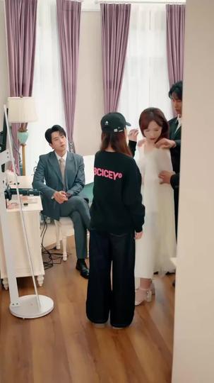 The Future Me Said Run Episode 9