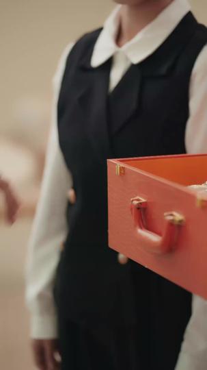 Su transformación espectacular Episodio 11