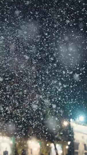 提款機不當了,校草全家急瘋了 第1集