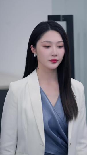 Love Fades, I Rise Episode 2