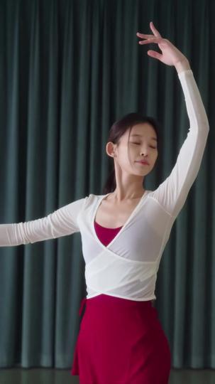 스트리퍼가 된 발레리나 제2회