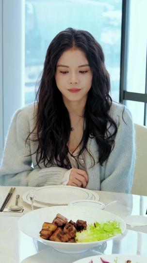 It's Love O'Clock Episode 9