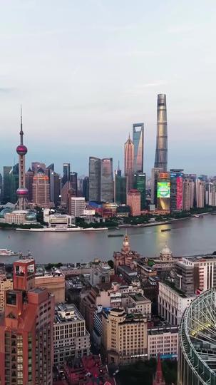 You Call the Shots, I Take the Throne Episode 4