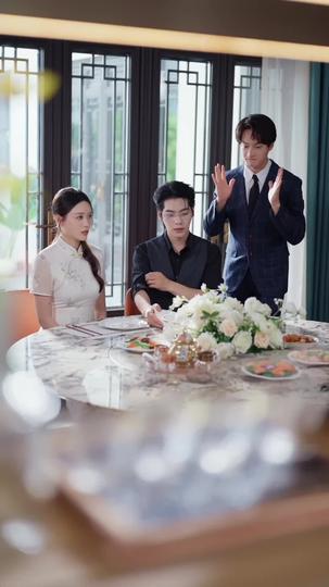 Light in the Pieces of Me Episode 10