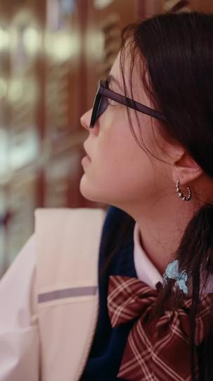 Pst! Ich habe über ihn gelogen 4Folgen