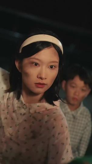 A Leap Through Time: Thriving in the '90s Episode 3