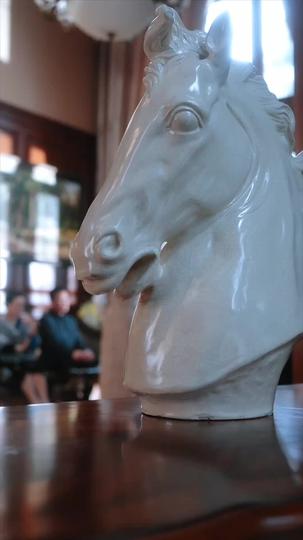 Antara Patuh dan Memberontak (Sulih Suara) Episode 4