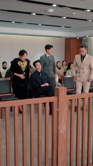 觉醒后，律政千金她不装了 第7集