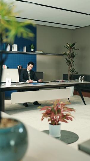 觉醒后,他们都后悔了 第6集