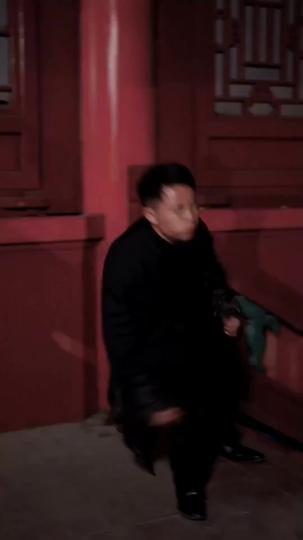 Kaisar Abadi Turun ke Bumi Episode 9