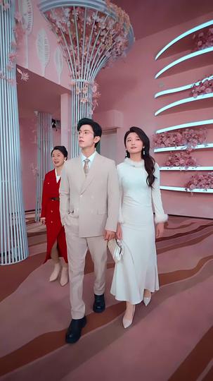 当年不肯嫁春风，无端却被秋风误 第11集