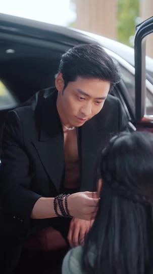 Trapped in His World, Lost in His Love Episode 5