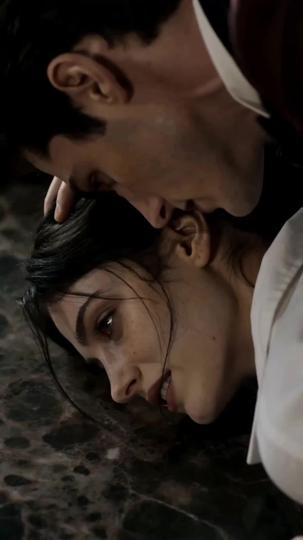 Claimed by the Vampire Lord Episode 8