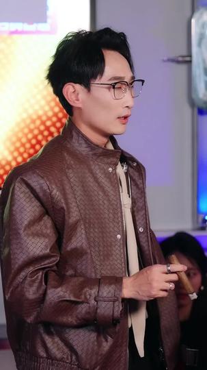 A Rainha Oculta: Jogue Limpo, Ataque Forte 9Episódio