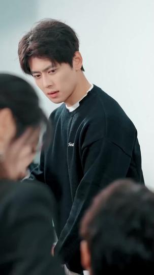 Love Me Before the Clock Runs Out Episode 9