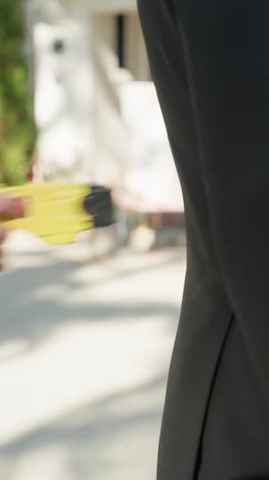 La Tua Sposa Miliardaria È Mia Moglie Infedele Episodio 10