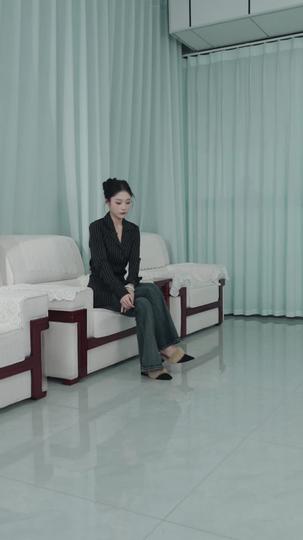 Hired to Get Fired, Destined to Fall for Him Episode 6