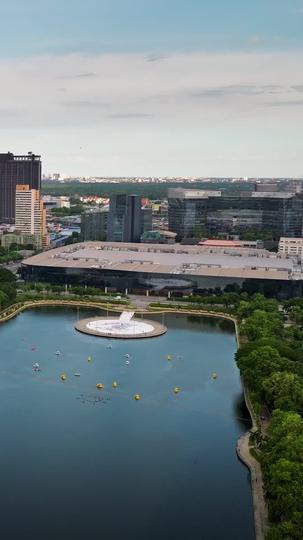 Je Quitte ma Femme Infidèle et Deviens Milliardaire Épisode1