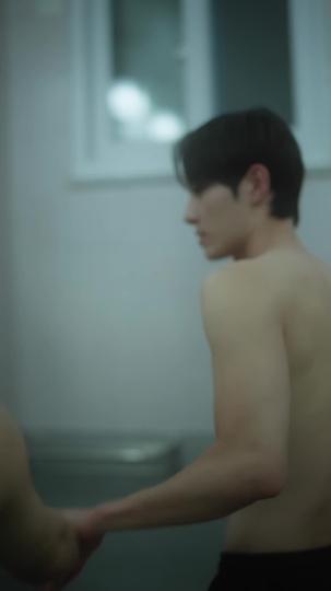 블루 콤플렉스 제1회