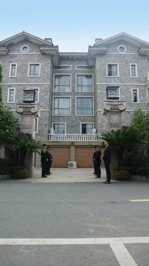 Her Disguise, His Regret Episode 2