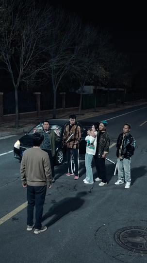 The Hero Who Walks Among Us Episode 4