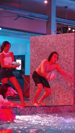 Love in Thailand Episode 1