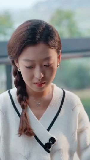 Her Crown, Not His Love Episode 2