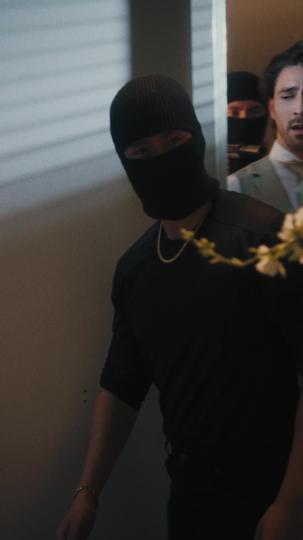 Falling For Her Bodyguard Episode 2