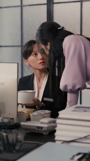 De 9 a 5: Corazón acelerado Episodio 9