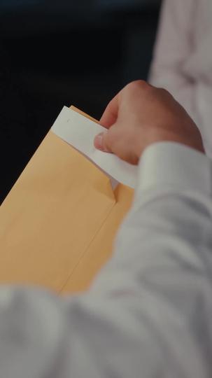 Trop Tard Pour Demander Pardon Épisode6