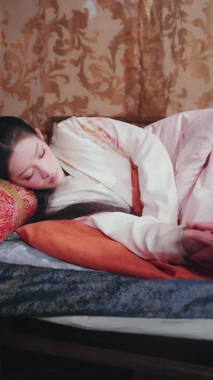 Wajah Cantik di Balik Cadar Episode 9