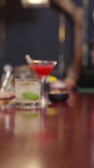 สลักรักลวงใจ ที่11ตอน