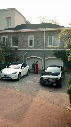 The Future Me Said Run Episode 10