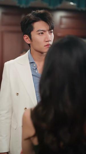 Pampered by My Ex-husband's Billionaire Friend(DUBBED) Episode 11