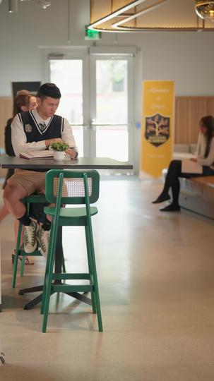 Remarried at 50, My Husband Turns Out To Be a Billionaire! Episode 3