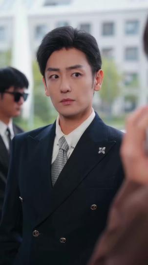 Cinta Tersembunyi di Kantor Episode 10