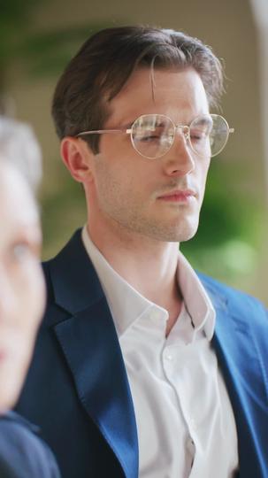 Incinta dei Gemelli dell'Erede Episodio 4