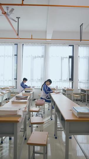 Chasing the Light That Is You Episode 1