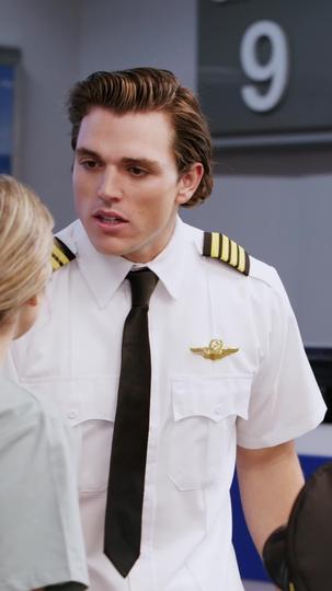 Landing In Love Episode 8