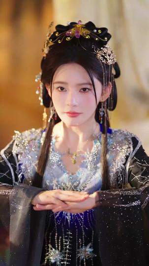 Crushing the Crown, Claiming the Throne Episode 8