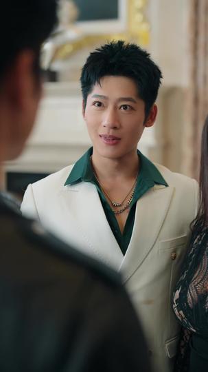 Framed for Love, Crowned in Secret Episode 8