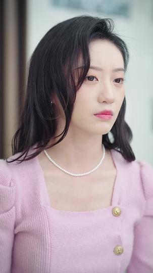 Pesona Istri Manis Sang CEO (Sulih Suara) Episode 3