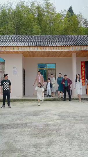 Menantu yang Menggemparkan Desa Episode 3