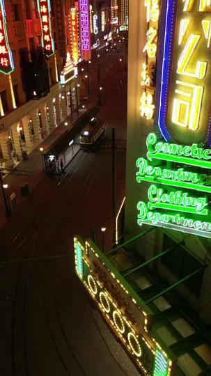 شاب ذو قوة خارقة 2مجموعة