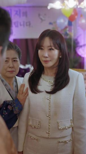 Don't Mess with Tycoons' Mom Episode 10