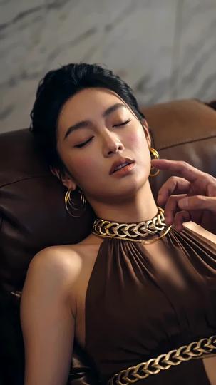 Puncak Kejayaan Menantu Terbuang Episode 7